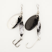 Load image into Gallery viewer, Spinner • Black Molly • #3