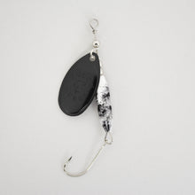 Load image into Gallery viewer, Spinner • Black Molly • #3