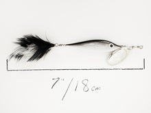 Load image into Gallery viewer, Minnow • Fathead • #4

